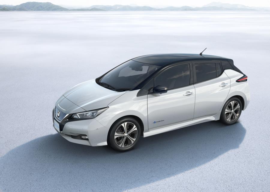  Nissan Leaf 2018 года  (JP) (фото 13 из 35)